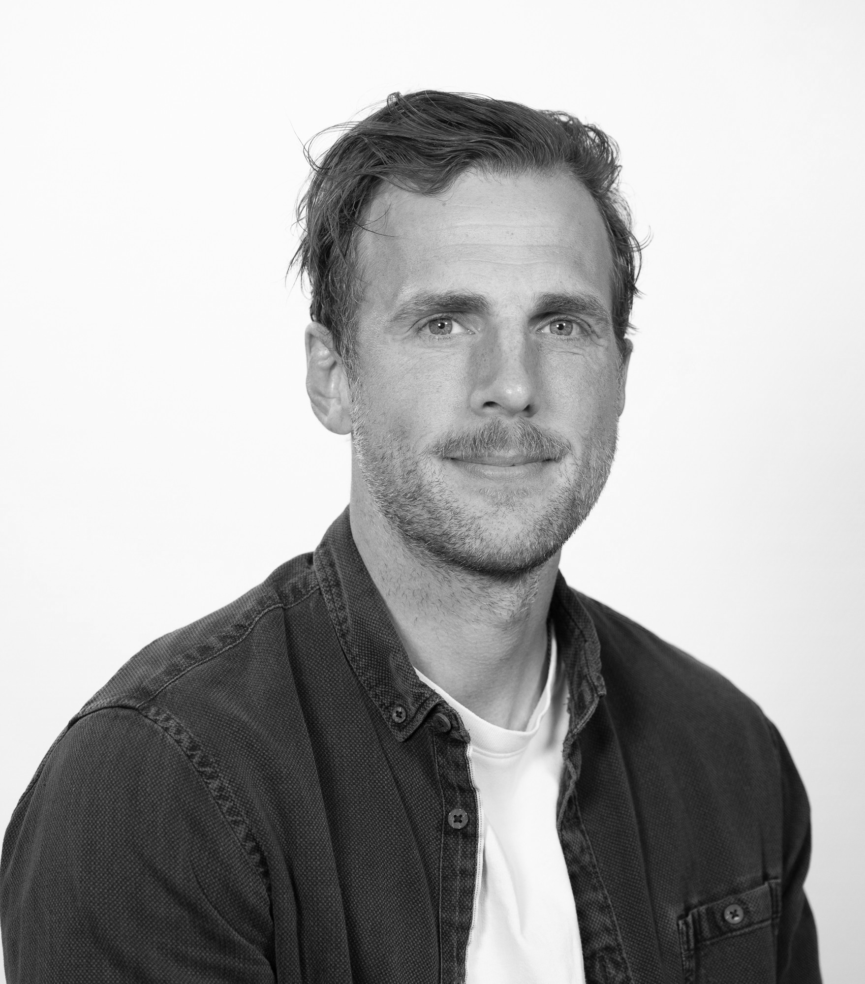Simon svartvit.jpg