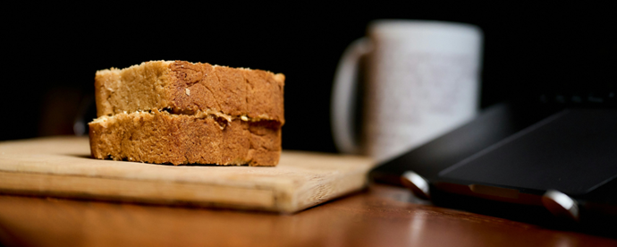 Närbild på en macka. Foto. 