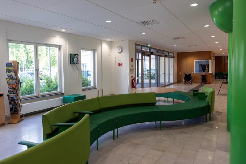Soffa i reception p&aring; Avesta lasarett.